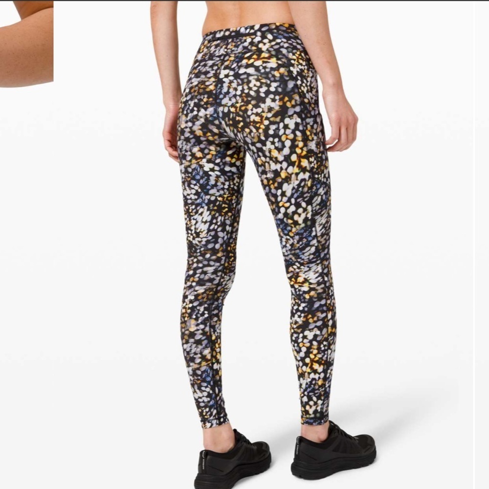 Lululemon Speed Up Tight 28" *Full-On Luxtreme
Metropolis Glow Multi 6